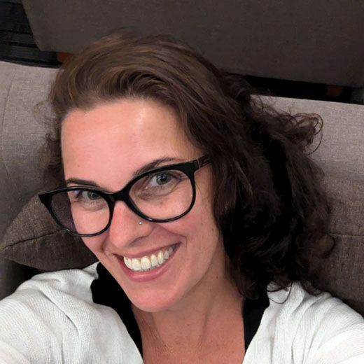 Janina Knobeloch